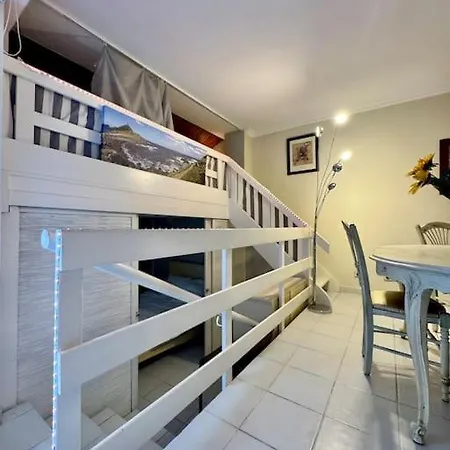 L'orangerie, 2 Prs, Jardin, 5 Min Bord De Apartman *