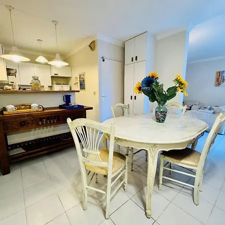 L'orangerie, 2 Prs, Jardin, 5 Min Bord De Apartman *