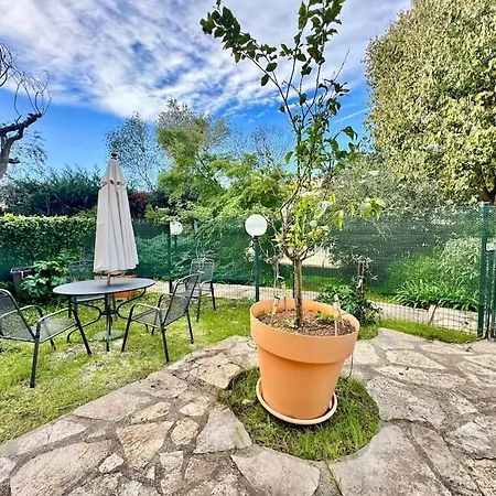 L'orangerie, 2 Prs, Jardin, 5 Min Bord De *